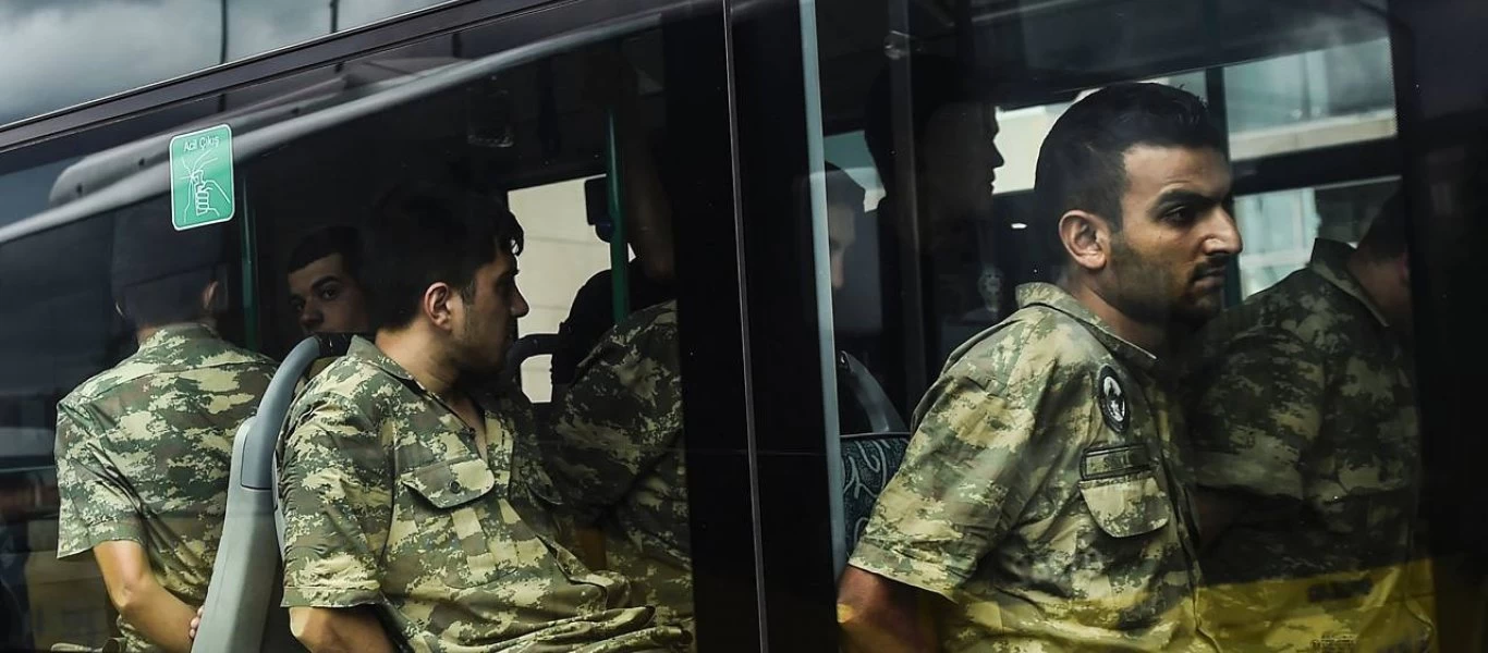 Η Ολλανδία έδωσε άσυλο σε πρώην ναυτικό ακόλουθο της Τουρκίας στην Ελλάδα
